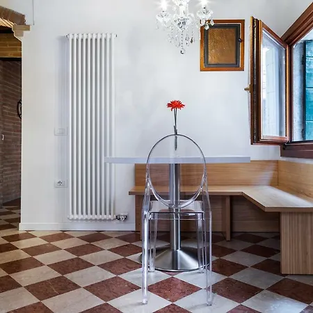 Antico Caminetto Biennale *