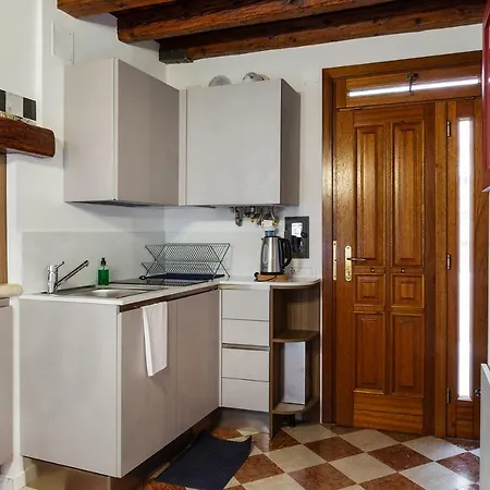Apartamento Antico Caminetto Biennale Venecia